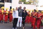 Deepika Padukone greets Vin Diesel who arrived in India on 11th Jan 2017(62)_58774ad39a5d0.JPG