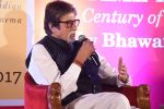 Amitabh Bachchan launches Bhavna Somaiya_s book on on 18th Jan 2017 (50)_58807cf11874d.JPG