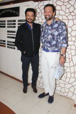 Anil Kapoor at Javed Akhtar_s birthday on 17th Jan 2017 (14)_58807e75d2a51.JPG