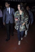 Jacqueline Fernandez snapped at the airport on 17th Jan 2017 (17)_588081df28641.JPG