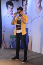 Sidharth Malhotra at Benetton show on 18th Jan 2017 (45)_58808e533b988.JPG