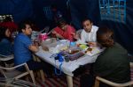 Virendra Sehwag, Sonu Nigam and Farah Khan having lunch at Indian Idol sets  (8)_588369c09e6d9.jpg