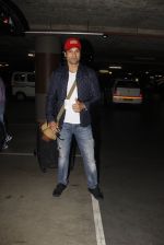 Rohit Roy snapped at airport on 22nd Jan 2017 (31)_5885b02ca6614.JPG