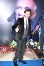 Shah Rukh Khan at the 4th National Yash Chopra Memorial Award on 25th Feb 2017 (137)_58b30e70797a4.JPG