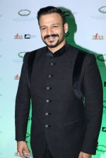 Vivek Oberoi at the Crown Awards 2017 on 16th March 2017 (54)_58cb98a658eab.jpg