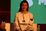 Alia Bhatt at The Launch Of Life Sim Experiential Game Alia Bhatt Star Life on 21st March 2017 (26)_58d21dc2bb311.JPG