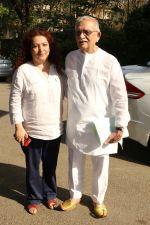 Gulzar At whistling Wood international Interact To Student on 23rd March 2017 (7)_58d519c6f39a2.JPG