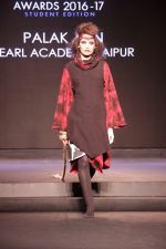 Model walk the ramp at The Max Design Awards 2017 Grand Finale Student Edition on 23rd March 2017 (53)_58d51fb9cd4e8.JPG