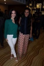 Elli Avram at The Red Carpet Of The Special Screening Of Poorna on 27th March 2017 (18)_58da18f22f4a4.JPG