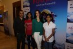 Elli Avram at The Red Carpet Of The Special Screening Of Poorna on 27th March 2017 (7)_58da1a461b947.JPG