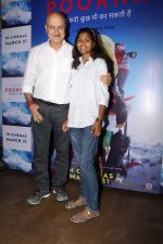 Anupam Kher at The Red Carpet Of The Special Screening Of Film Poorna on 30th March 2017 (19)_58de3caa68b3f.JPG