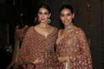 Alecia Raut at the Unveiling Of Shyamal & Bhumika�s Spring Summer 17 Collection on 31st March 2017 (51)_58dfa165eaeae.JPG
