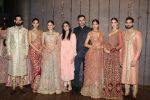 Deepti Gujral at the Unveiling Of Shyamal & Bhumika�s Spring Summer 17 Collection on 31st March 2017 (62)_58dfa1884482a.JPG