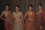 Deepti Gujral at the Unveiling Of Shyamal & Bhumika�s Spring Summer 17 Collection on 31st March 2017 (68)_58dfa1965d595.JPG