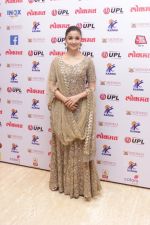 Alia Bhatt On Red Carpet Of 4th Edition Lokmat Maharashtrian Awards 2017 (53)_58f36b79f00d5.JPG