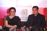 Salman Khan at the Unveiling Of Asha Parekh Autobiography (61)_58f371cf47bde.JPG
