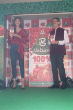 Shilpa Shetty at Launch Of B Natural Fruits Beverages on 12th April 2017 (21)_58f3734d139f6.JPG