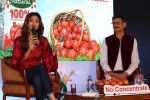 Shilpa Shetty at Launch Of B Natural Fruits Beverages on 12th April 2017 (40)_58f37376bfb82.JPG