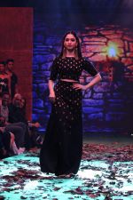 Tamannaah Bhatia Showcase The Collection Inspired By Bahubali 2-The Conclusion (17)_58f3798294c2a.JPG