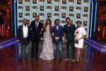 Raveena Tandon, Arshad Warsi, Boman Irani at the Launch Of New Show Sabse Bada Kalakar  (20)_58f4cfb23a19f.JPG