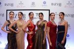 Models showcasing the Red Carpet Collection by Tanishq_5913eb327e259.jpg