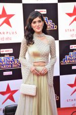 Pankhuri Awasthy at Star Parivaar Award 2017 Red Carpet on 15th May 2017 (11)_591c55d81970c.JPG