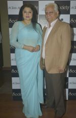 Ramesh Sippy, Kiran Juneja at The Launch Of The May Issue Of Society Magazine By Ramesh Sippy on 15th May 2017 (2)_591c39986dfa0.jpg