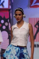 Alecia Raut walk The Ramp For Le_Mark Institute Of Art on 21st May 2017 (30)_5922c3f2d32c4.JPG