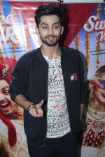 Himansh Kohli at the Promotional Interview for Film Sweetiee Weds NRI on Ist June 2017 (113)_59302081029f4.JPG