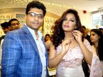 Neetu Chandra with Libas Riyaz at the Launch of  The 11th Store Of Libas Riyaz And Reshma Gangji on 9th June 2017 (1)_593a85853d9e0.jpg