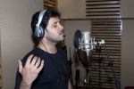 Dubbing Of Song Dil Mere Ab Kahin Aur Chal With Singer Javed Ali on 10th June 2017 (8)_593bedff20825.JPG