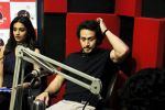 Tiger Shroff and Nidhhi Agerwal promote their upcoming film Munna Michael on Red FM on 22nd June 2017 (4)_594bd4cd24c20.JPG
