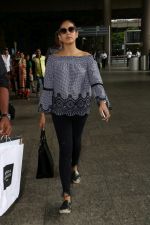 Mira Rajput Spotted At Airport on 24th June 2017 (6)_594f241025b0c.JPG