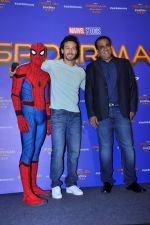 Tiger Shroff at press conference for Spider-Man Homecoming on 27th June 2017 (17)_59524b60d4ddb.JPG