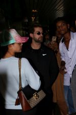 Neil Nitin Mukesh Spotted At Airport on 1st July 2017 (1)_59579959c8277.JPG