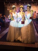 Sharon Rodrick , Pratyaksha Arora Shreya Shukla at the Grand Finale of Dellywood 2017 on 30th June 2017_5957aa22c6b1a.jpg