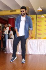 Arjun Kapoor at the Unveiling of New Song Of Mubarakan in Radio Mirchi on 6th July 2017 (266)_595e42cf73bfb.JPG