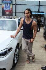 Tiger Shroff Spotted At Technical Rehearsals For Main Hoon Michael Concert on 6th July 2017 (10)_595e3c533ca6e.JPG