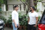 Suniel Shetty with son Ahan was spotted at Sajid Nadiadwala_s residence on 10th July 2017 (5)_59633f05be1cf.jpg