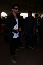 Sushant Singh Rajput Spotted At Airport on 11th July 2017 (10)_5965b2bccffe3.JPG