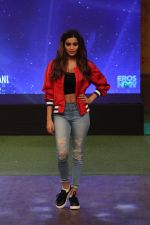Nidhhi Agerwal at the Launch Of Song Beparwah on the sets of The Kapil Sharma Show on 13th July 2017 (227)_596863bcc9a2f.JPG