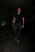 Bobby Deol Spotted At Airport on 15th July 2017 (9)_5969869ab6bfb.JPG