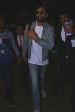 Abhay Deol Spotted At Airport on 18th July 2017 (8)_596ed73f15990.JPG