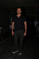 Bobby Deol Spotted At Airport on 18th July 2017 (20)_596ed7ac292b1.JPG