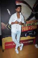 Ravi Dubey at the Screening Of Khatron Ke Khiladi Season 8 on 18th July 2017 (24)_596f053041164.JPG