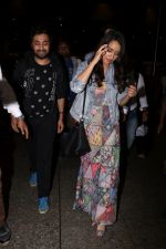 Shraddha Kapoor Spotted At Airport on 22nd July 2017 (3)_59730d34a2ac7.JPG