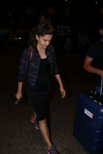 Taapsee Pannu Spotted At Airport on 21st July 2017 (5)_5972fbef64f47.JPG