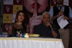 Javed Akhtar At Book Coffee Days Champagne Nights & Other Secrets on 24th July 2017 (19)_5976ea5d1a5fa.JPG