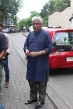 Javed Akhtar At Book Coffee Days Champagne Nights & Other Secrets on 24th July 2017 (9)_5976ea9916bee.JPG