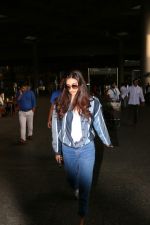 Athiya Shetty Spotted At Airport on 31st July 2017 (5)_597f601367d8b.JPG